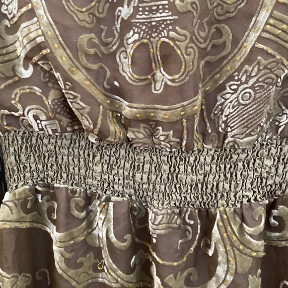 Hale Bob hunter green v neck top with purple lace detail. Size small. - Picture 12 of 14